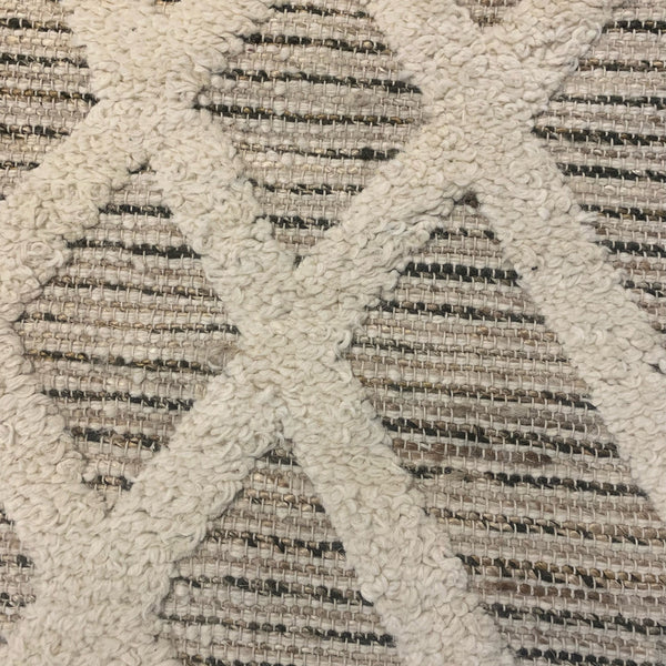 02: Geometrical Rug - Floor Model